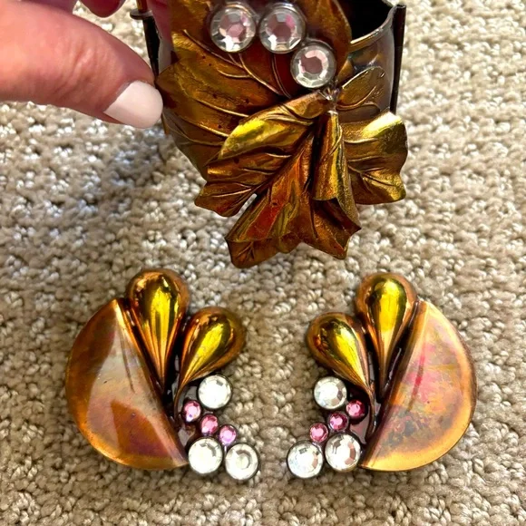 Vintage 1950’s Gold and Bronze Jewelry Set